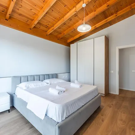Apartman Beni's By Ps *