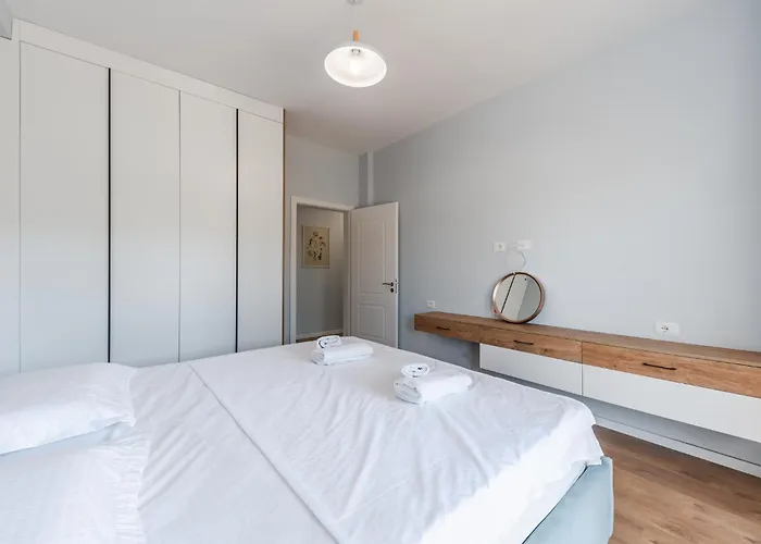 Beni's By Ps Apartman *