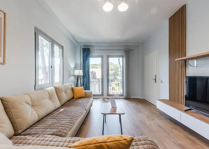 Beni's By Ps Daire Golem (Tirana)